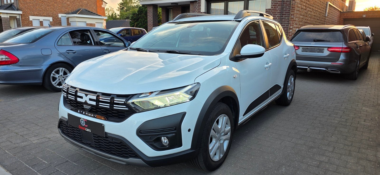 Dacia Sandero Stepway Nouveau modèle à seulement 15 000 km +, Achat, Euro 6, Entreprise, Garantie prolongée