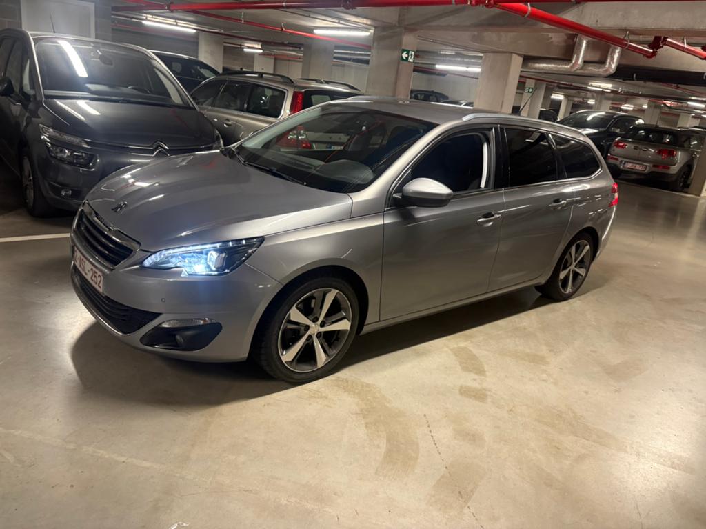 Peugeot 308 1.2 (129000km) xenon, Autos : Pièces & Accessoires, Autres pièces automobiles, Enlèvement, Peugeot