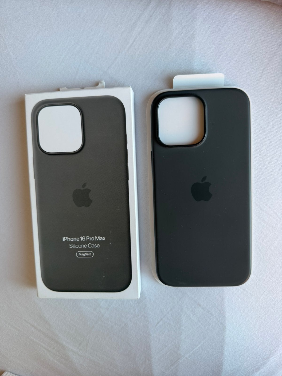 Coque Apple iPhone 15 Pro Max argile, Enlèvement, Comme neuf, Apple, IPhone 15