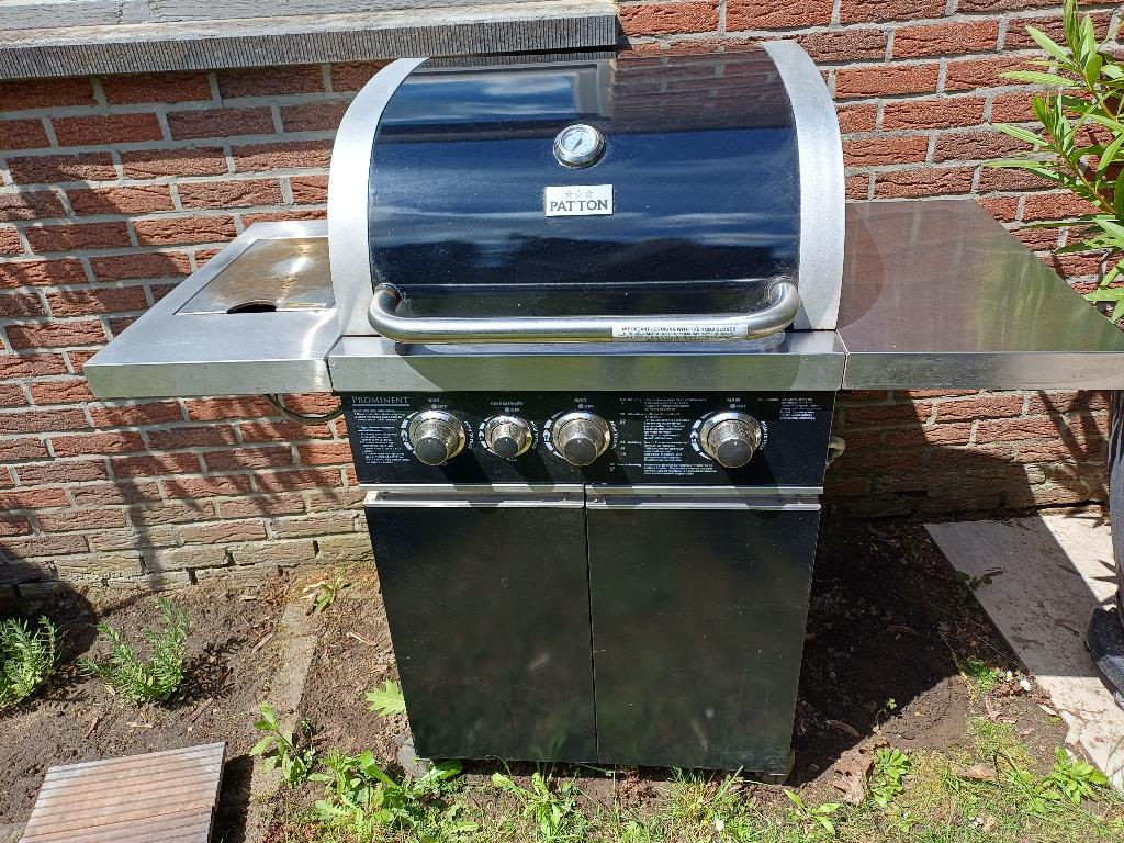 BBQ OP GAS, Tuin en Terras, Ophalen, Gebruikt