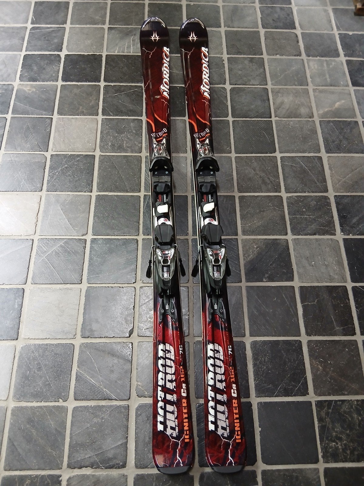 2 sets NIEUWE Nordica Ski's + GRATIS Intersport Skizak!, Sport en Fitness, Skiën en Langlaufen, Ophalen, Ski, Ski's, Nordica