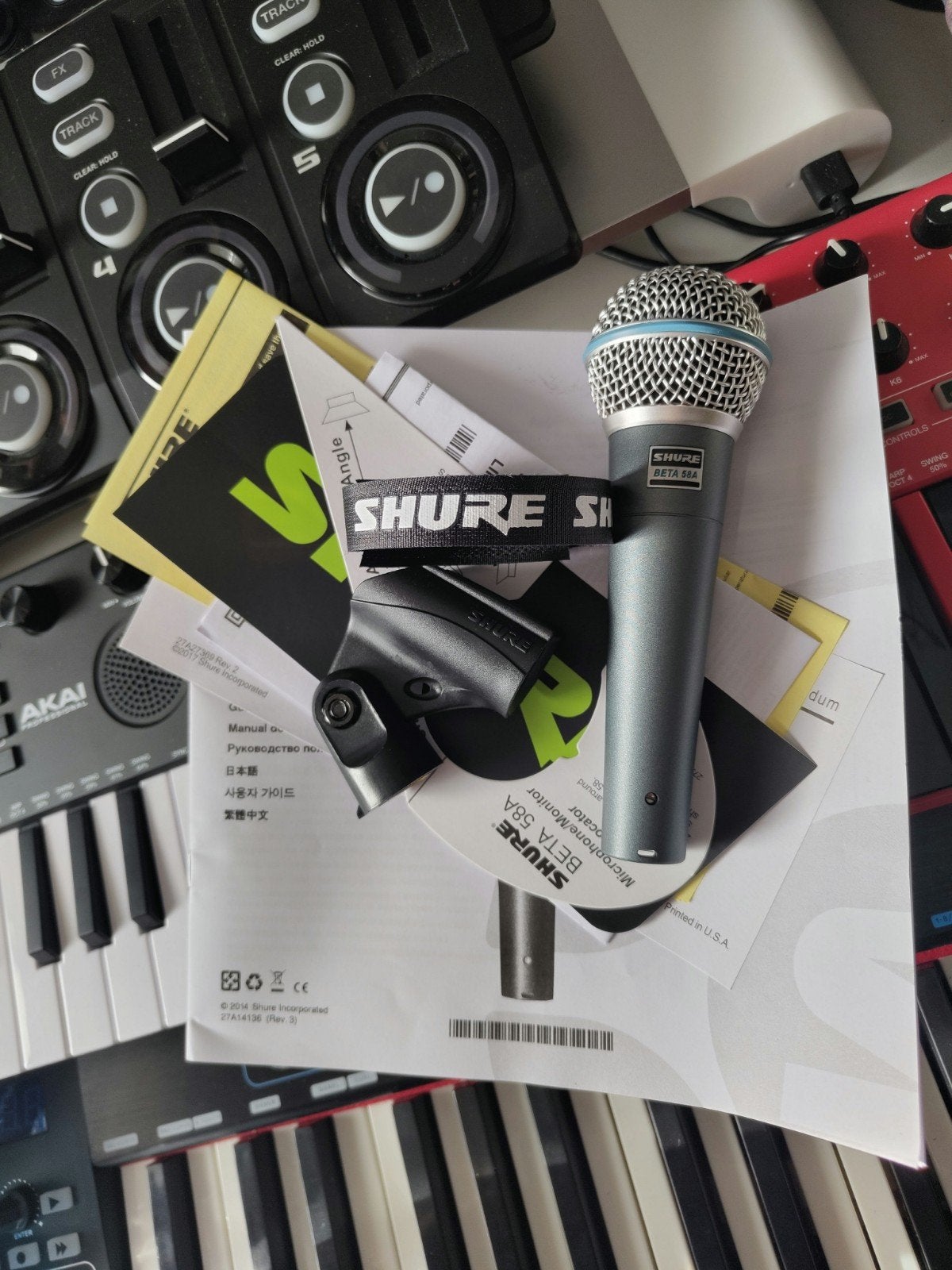 Micro Shure Beta 58A dynamique, Musique & Instruments, Microphones, Enlèvement ou Envoi
