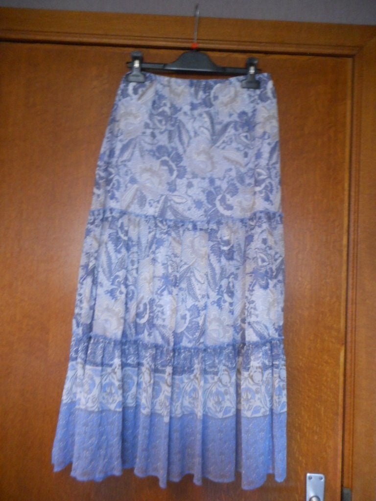 Kleding, Maat 38/40 (M), Meerkleurig, Zo goed als nieuw, Onder de knie
