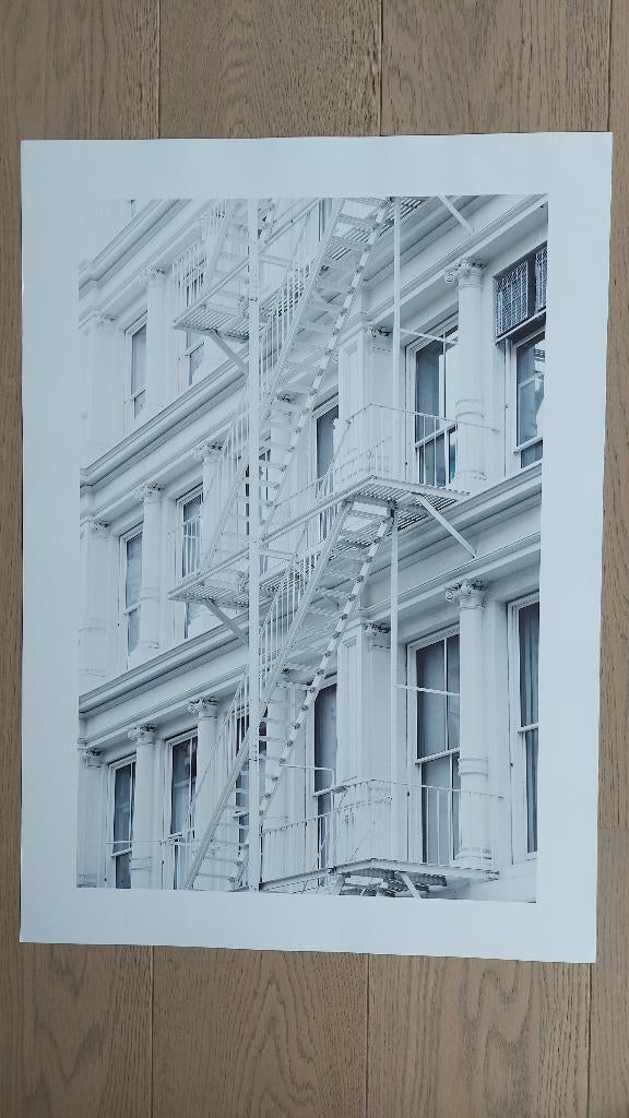 Poster White Fire  Escape, Neuf, 50 à 75 cm, 50 à 75 cm, Enlèvement