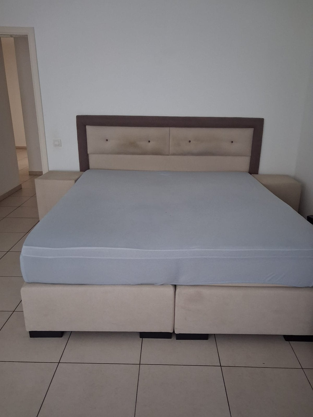 Bed met nachtkastjes, Enlèvement, Comme neuf