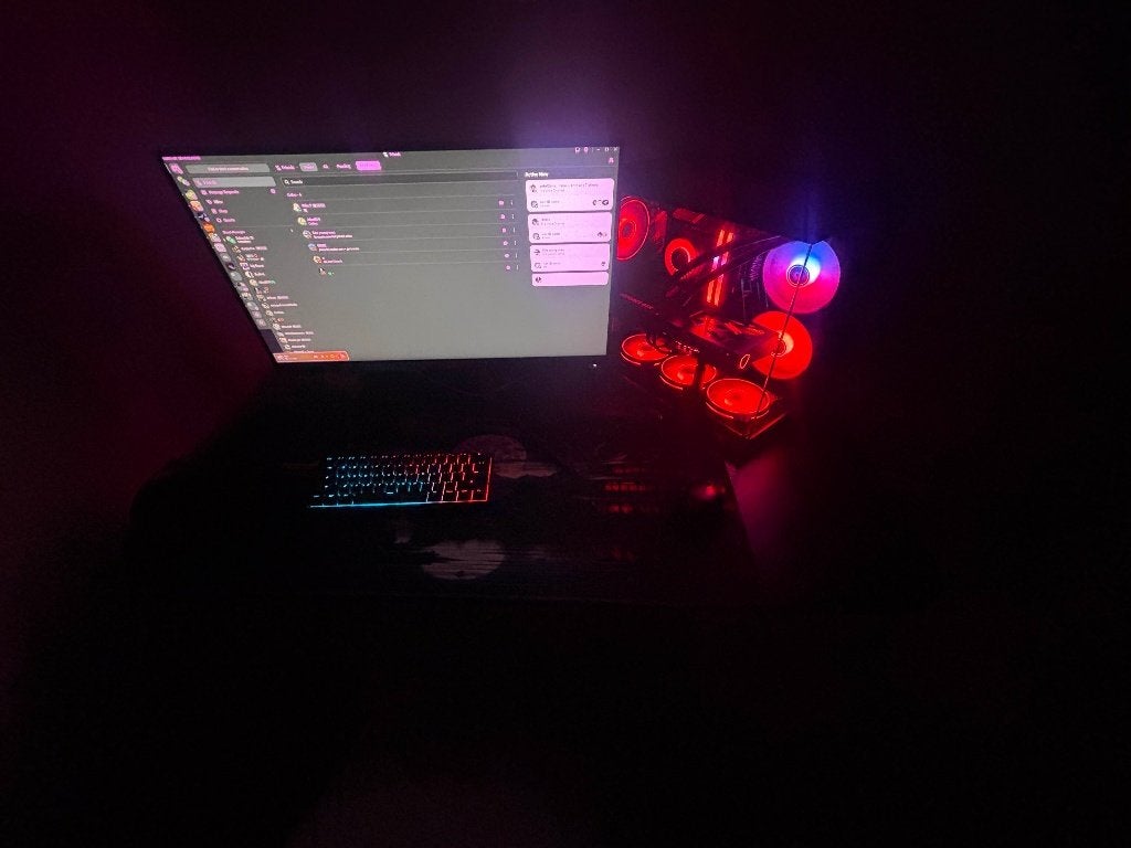 PC Gaming RTX 5070 + Écran + Clavier + Souris + Casque, 32 GB, Custom Build, Ophalen of Verzenden, Zo goed als nieuw