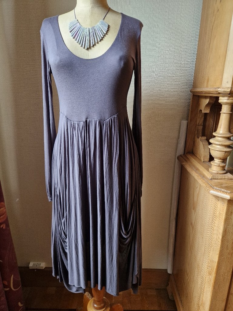 Robe, Taille 38/40 (M), Gris, Enlèvement, Porté