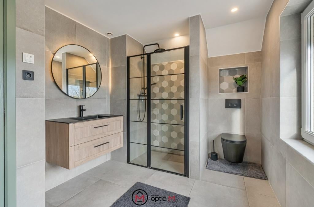 Huis te koop, Tot 200 m², Vrijstaande woning, 3 kamers, Hasselt
