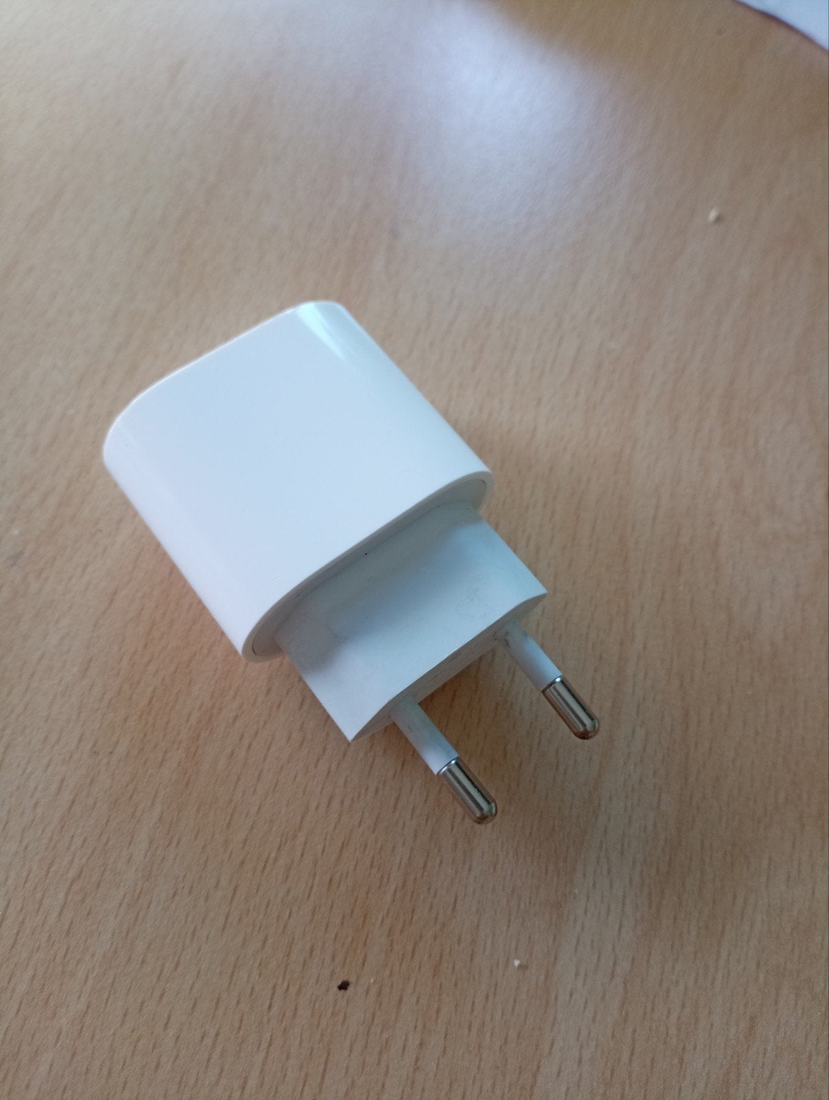 Appel chargeur 20 watts usb-c original, Oplaadstation, Apple, USB-C, Gebruikt