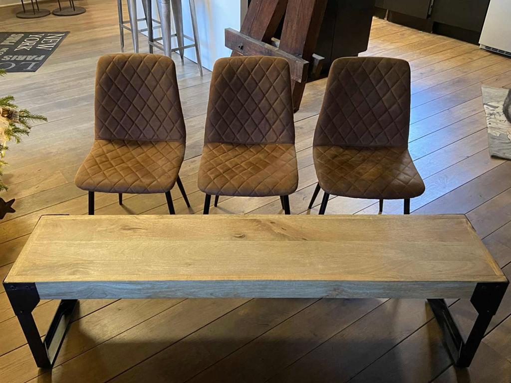 Stoelen en bank als nieuw, Ophalen, Zo goed als nieuw
