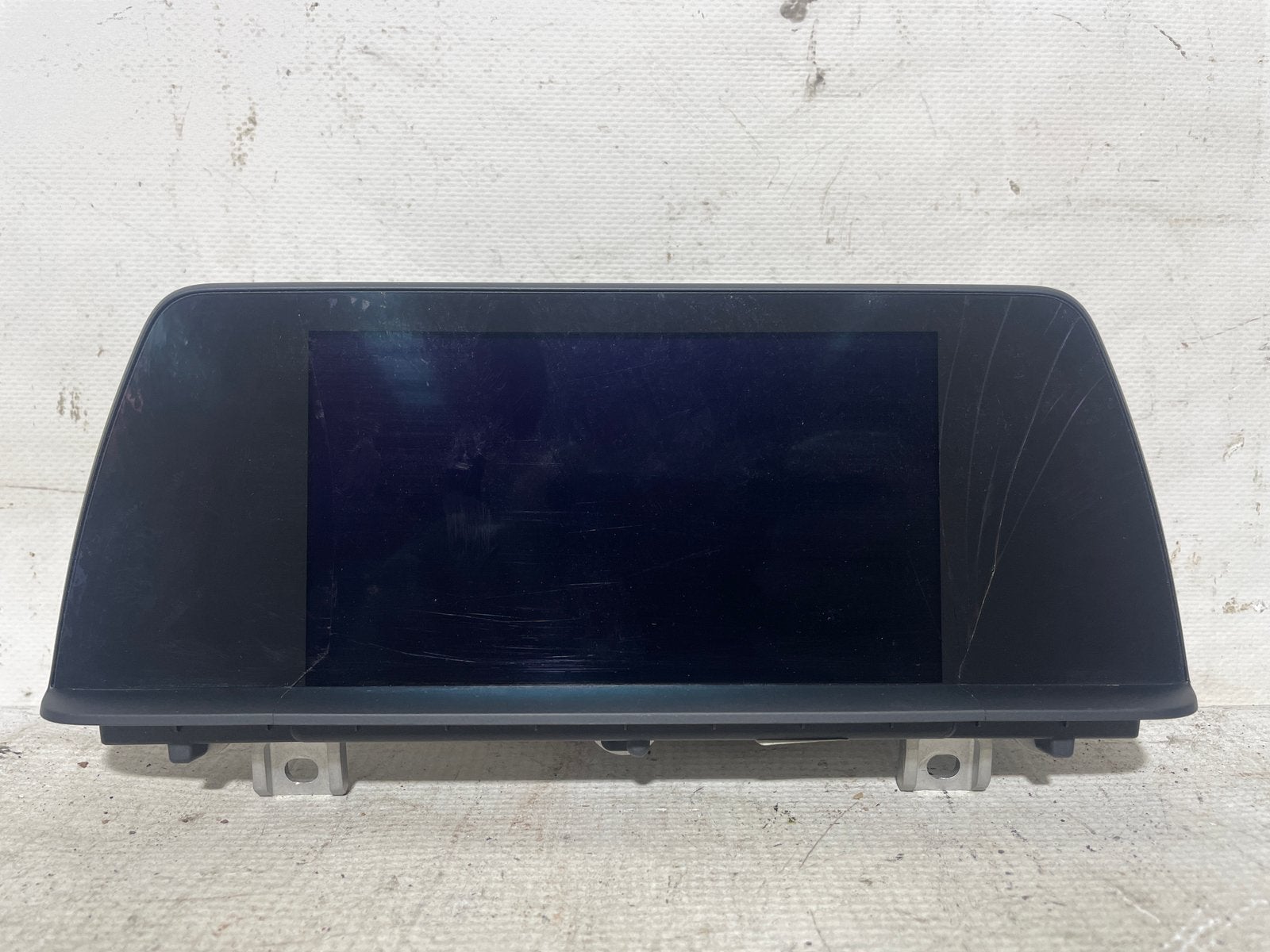 Ecran GPS ABIMER BMW F20/F21   9292243   02, Enlèvement, Utilisé, BMW