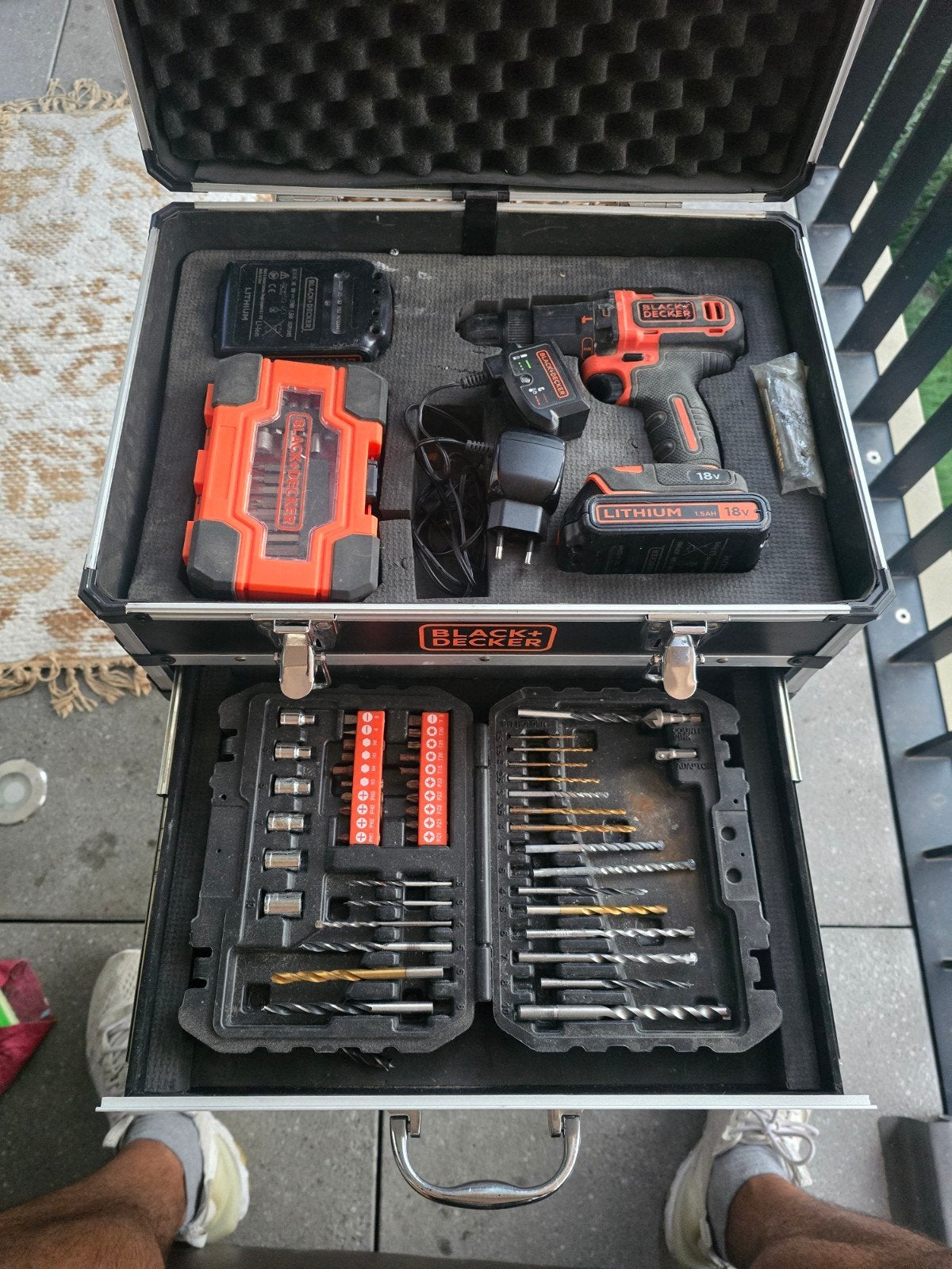 Perceuse sans fil Black+Decker | Ensemble complet de 2 piles, Bricolage & Construction, Outillage | Foreuses, Enlèvement ou Envoi