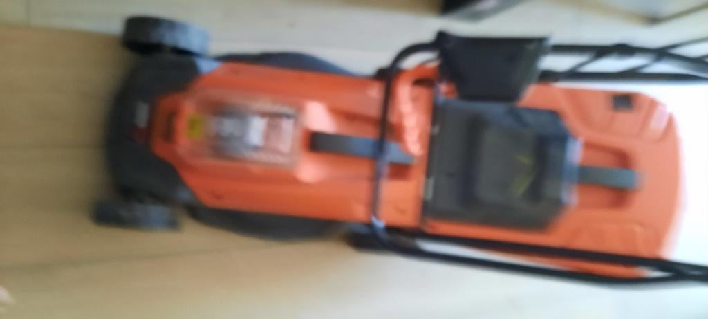 Grasmachinneop batterij, Doe-het-zelf en Bouw, Ophalen