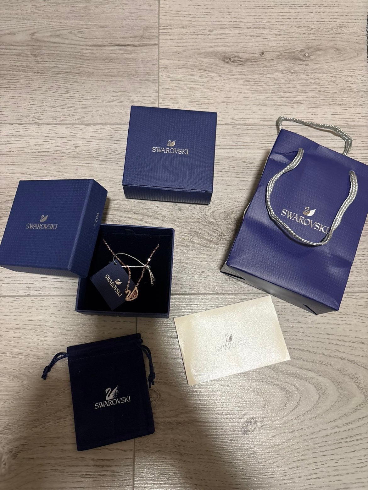Swarovski ketting dames, Ophalen of Verzenden, Zo goed als nieuw