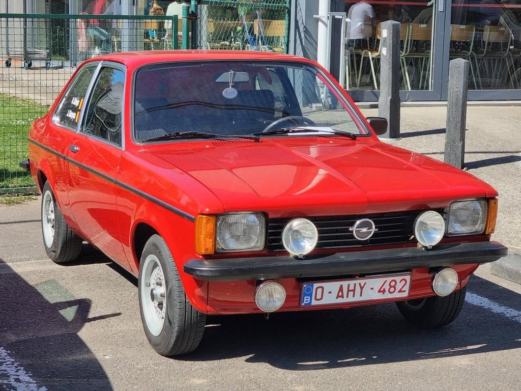 Opel Kadett C - 1978 - zeer nette- instapklare oldtimer, Auto's, 4 zetels, 4 cilinders, Kadett, Particulier