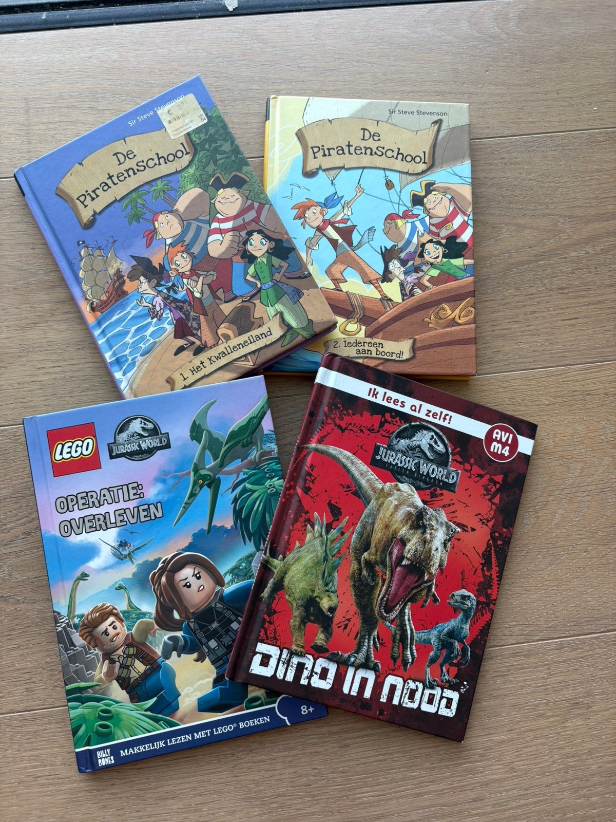4-pack boeken, Ophalen of Verzenden, Zo goed als nieuw, Fictie