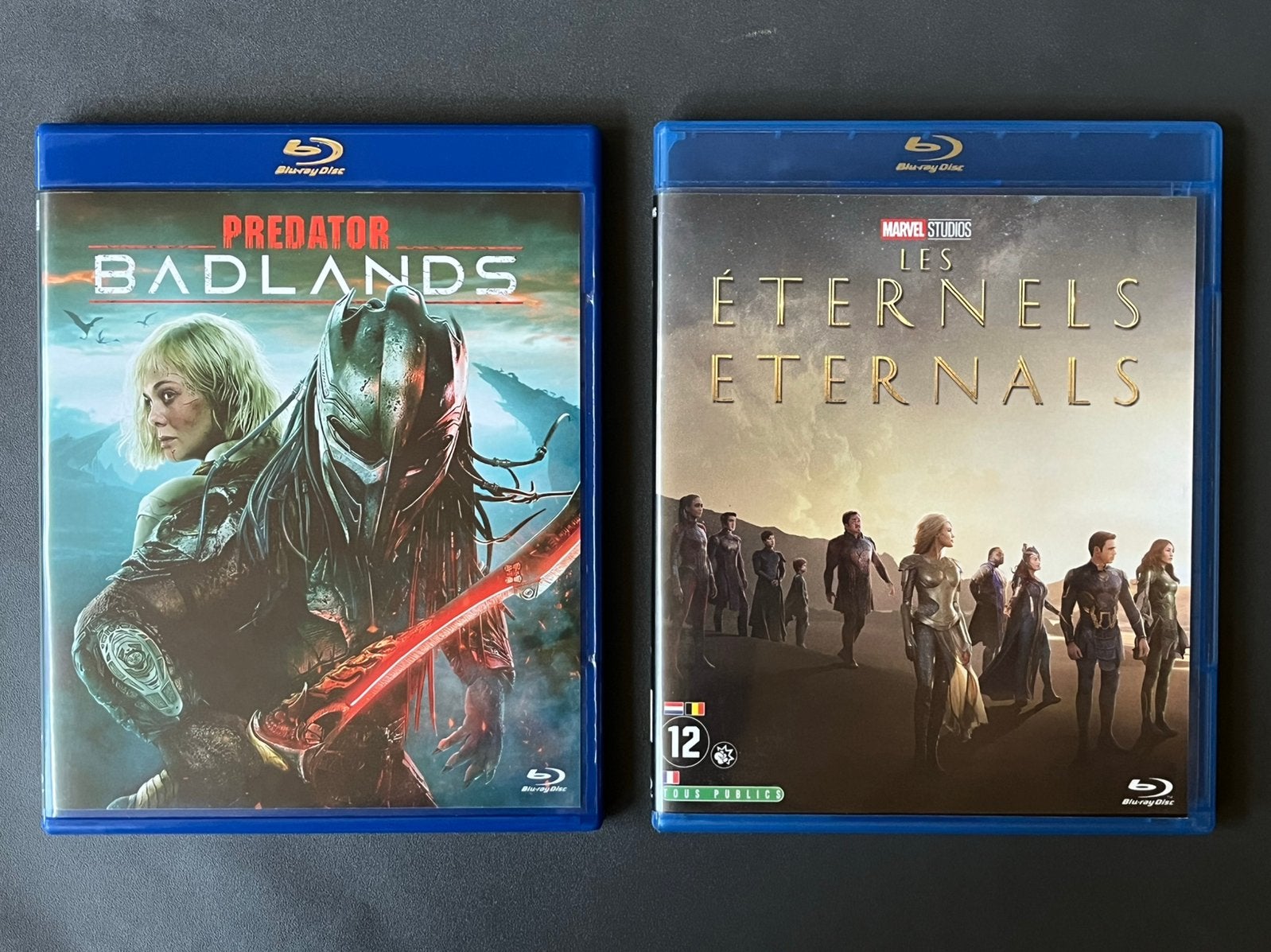 2 Blu-ray Predator Badlands & Eternals, Cd's en Dvd's, Verzenden, Zo goed als nieuw