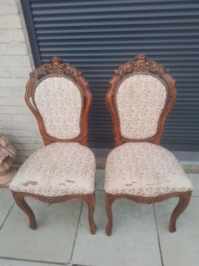 chaises, Enlèvement