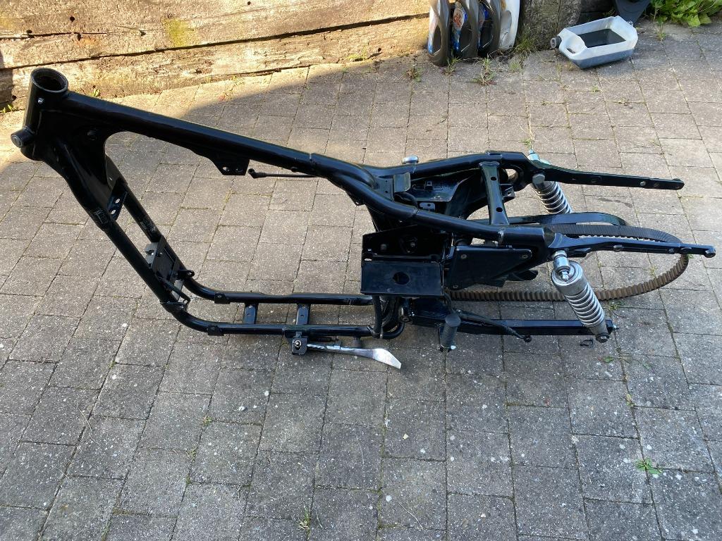 Cadre Harley Davidson Sportster avec Papiers et accessoires, Enlèvement, Utilisé