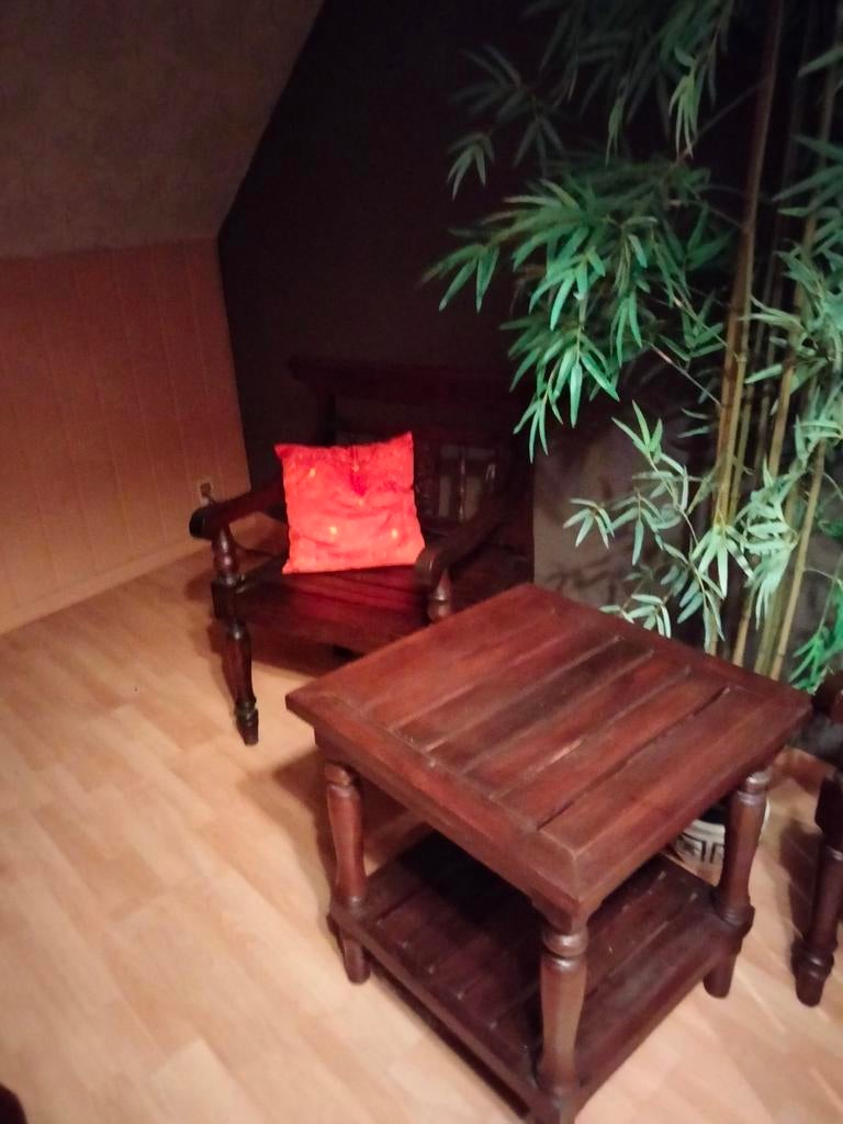 Set van 2 zetels/stoelen en tafeltje in exotisch hout, Ophalen, Hout