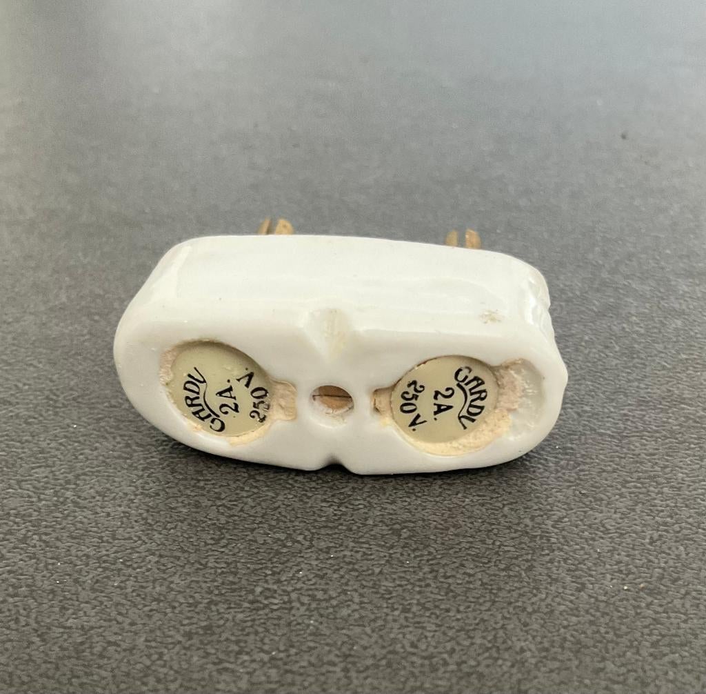 Anciens fusibles en porcelaine 2, 4, 15, 30 et 50 A, Enlèvement ou Envoi, Comme neuf, Autres types