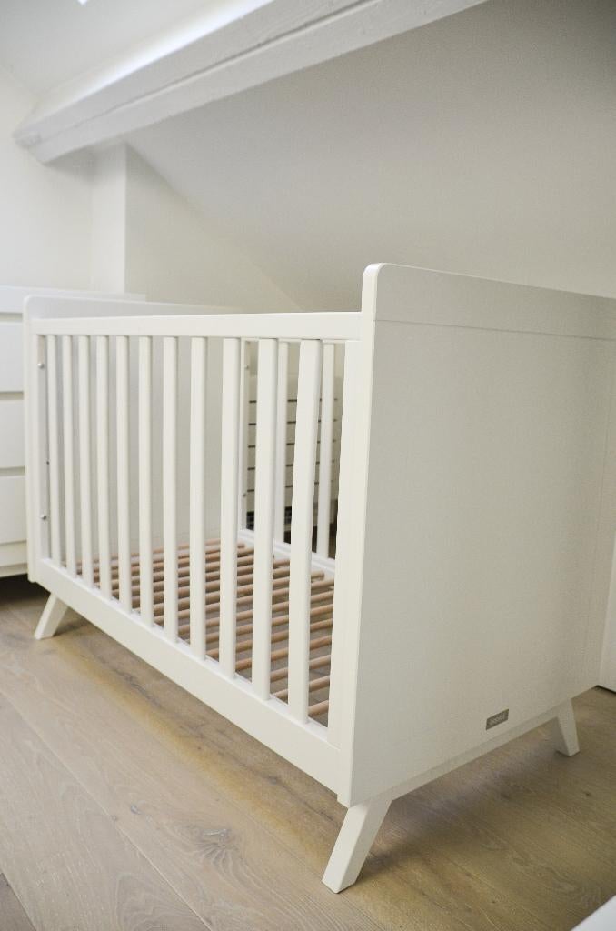 Lit bébé Bopita + matelas et protège-matelas Aerosleep, Enfants & Bébés, Chambre d'enfant | Lits, Moins de 70 cm, Comme neuf, Moins de 140 cm