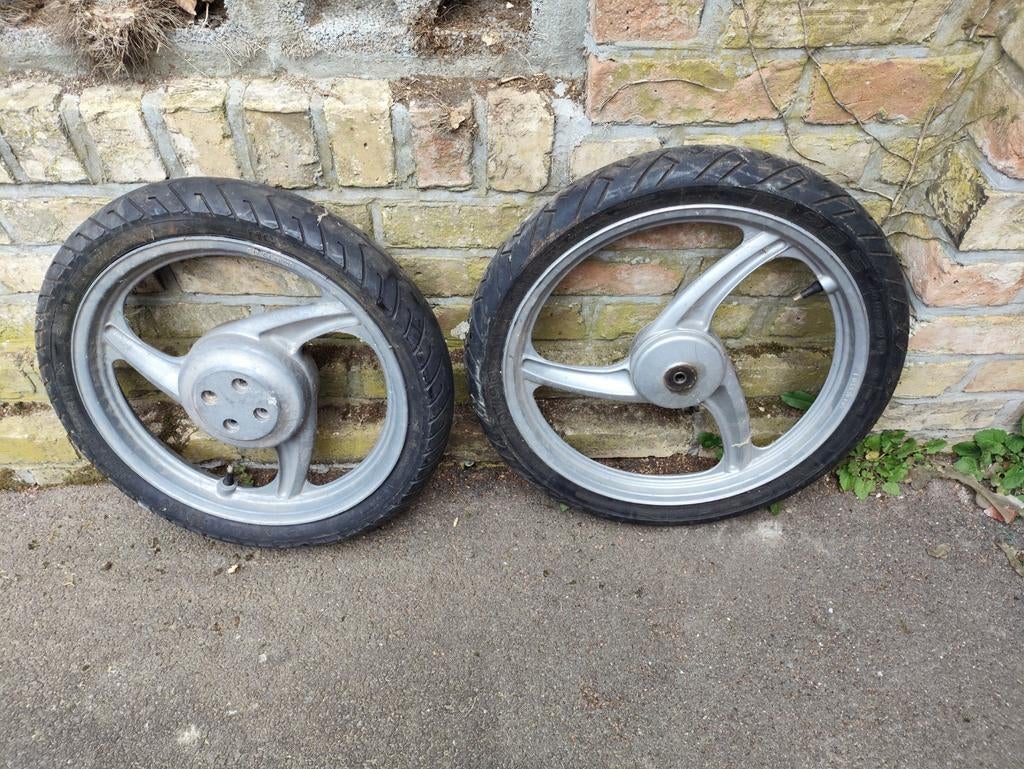 Set wielen van Piaggio velofax, Vélos & Vélomoteurs, Enlèvement ou Envoi, Comme neuf, Cadre, Piaggo