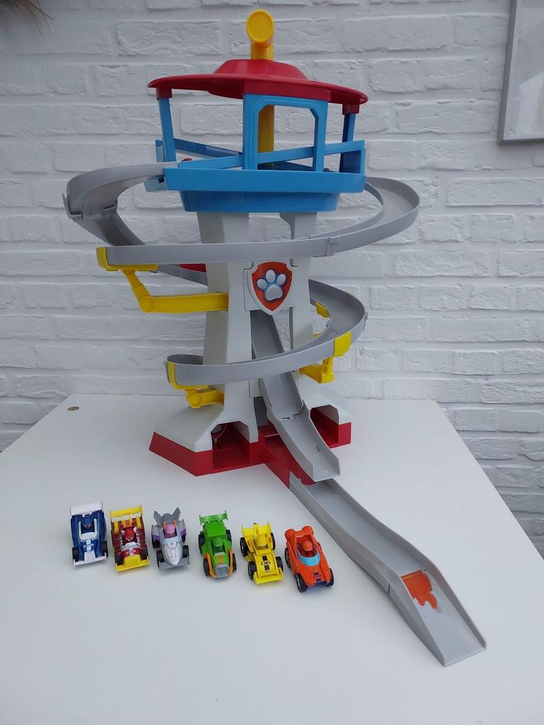 Paw patrol toren met metalen race autootjes, Enlèvement, Utilisé