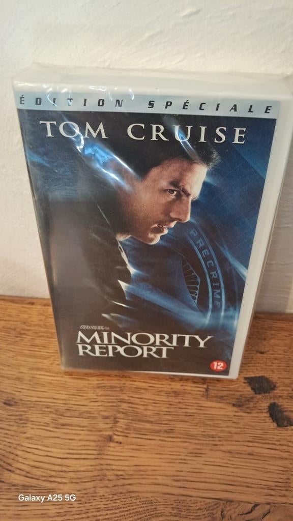 VHS Minority Report édition spéciale, CD & DVD, Enlèvement