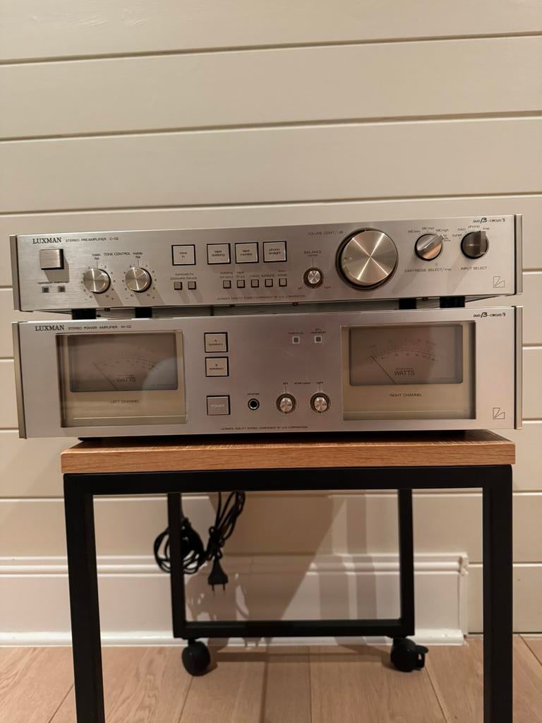 Vintage Luxman voor- en eindversterker C02- M02, Ophalen, Zo goed als nieuw
