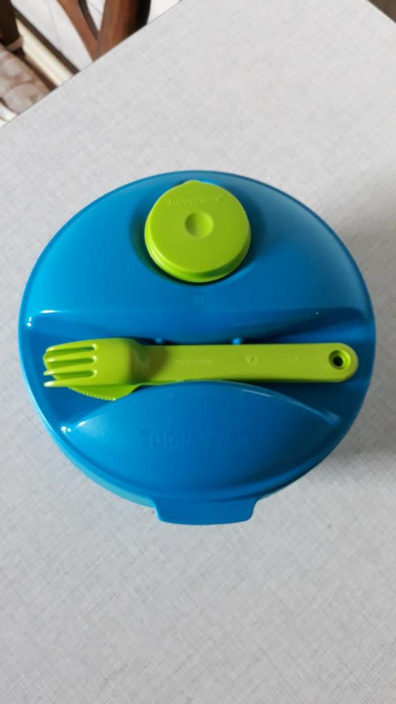 Tupperware - slakom, Huis en Inrichting, Keuken | Tupperware, Verzenden, Zo goed als nieuw, Groen, Bak of Kom
