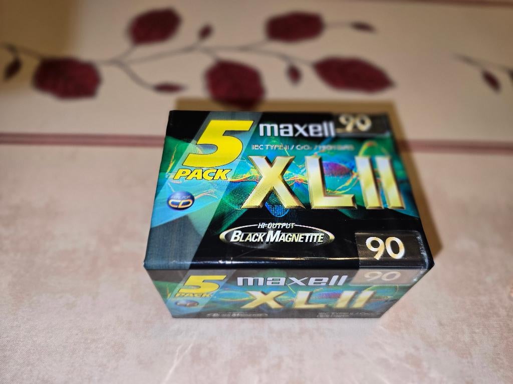 Cassettes Maxell XLll-90 scellées 5 pièces, TV, Hi-fi & Vidéo, TV, Hi-fi & Vidéo Autre, Enlèvement ou Envoi, Neuf