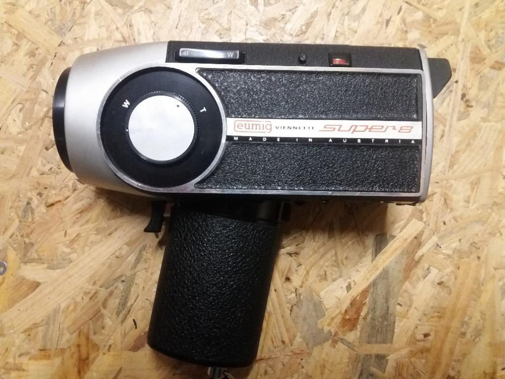 Caméra Eumig Super 8 Viennette, Enlèvement, 1960 à 1980, Caméra