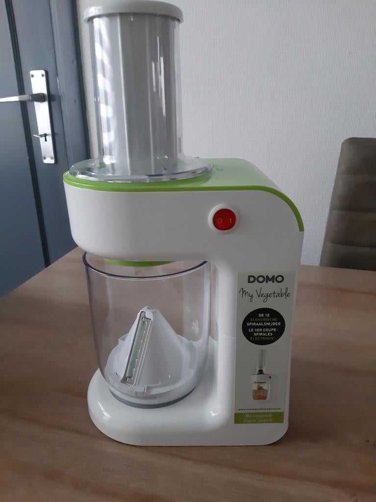 Groenten snijmachine DOMO, Ophalen