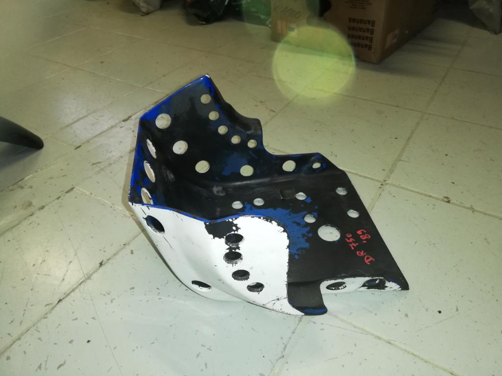 suzuki dr 750 carter beschermplaat, Motoren, Ophalen of Verzenden, Gebruikt