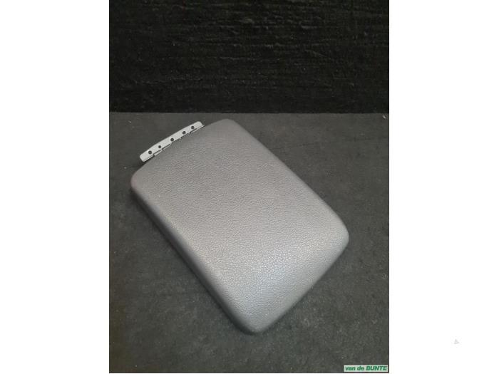 Armleuning van een Subaru Impreza, Auto-onderdelen, Interieur en Bekleding, Subaru, Gebruikt, 3 maanden garantie, Ophalen of Verzenden