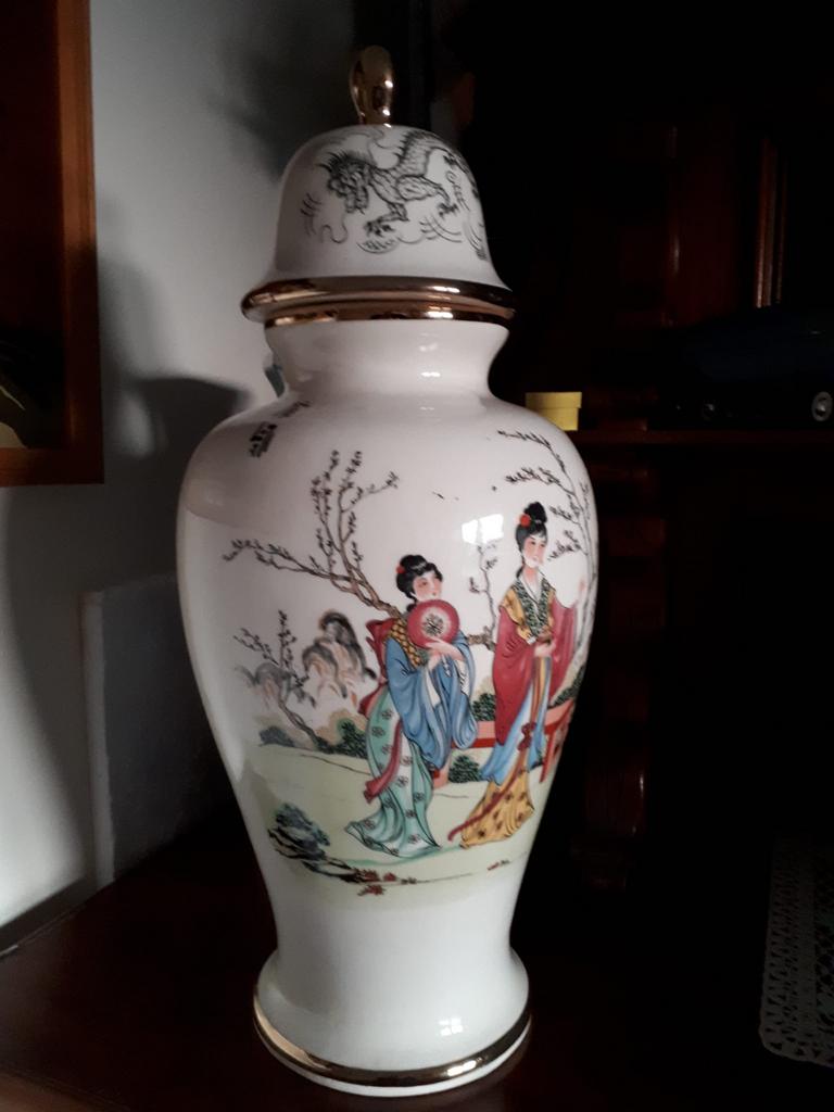 Vase japonais, Enlèvement