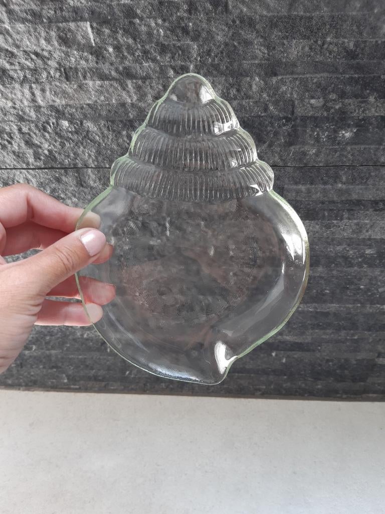 Petit plat en verre en forme de coquillage, Enlèvement ou Envoi, Comme neuf, Autres formes, Autres matériaux