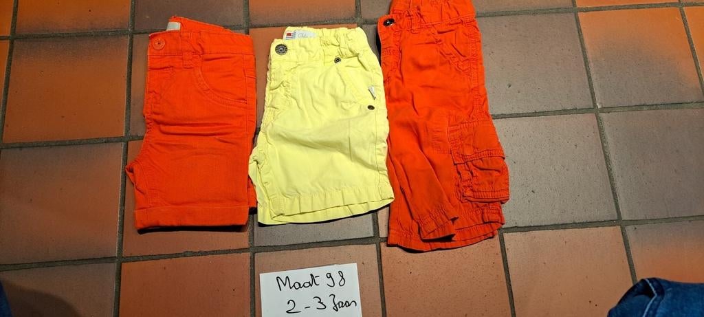 Maat 98, korte broek, 3 stuks, Ophalen of Verzenden, Gebruikt, Jongen, Broek