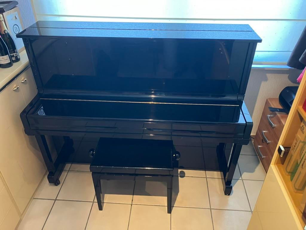 Piano zwart, Muziek en Instrumenten, Piano's, Ophalen, Zwart, Zo goed als nieuw, Piano