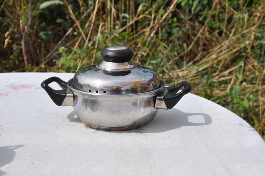 petite casserole inox 18/10 double fond 16 cm, Enlèvement ou Envoi, Utilisé, Inox, Casserole ou Cocotte-minute