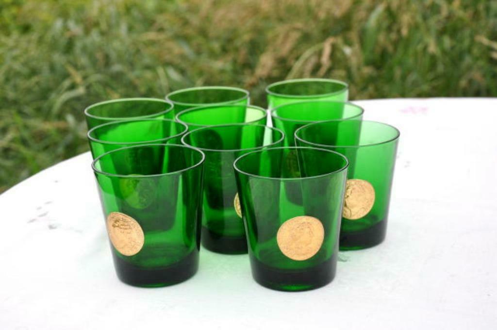 §  10 verres vert byrrh 2 motifs, Enlèvement ou Envoi