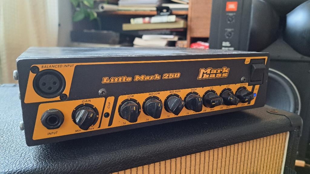 Markbass LM250, Musique & Instruments, Enlèvement, Comme neuf, Guitare basse, 100 watts ou plus