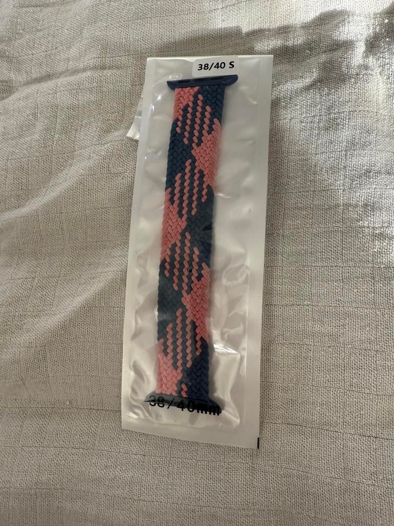 Solo Iwatch bandje 38/40/41, Ophalen of Verzenden, Nieuw, Bandje