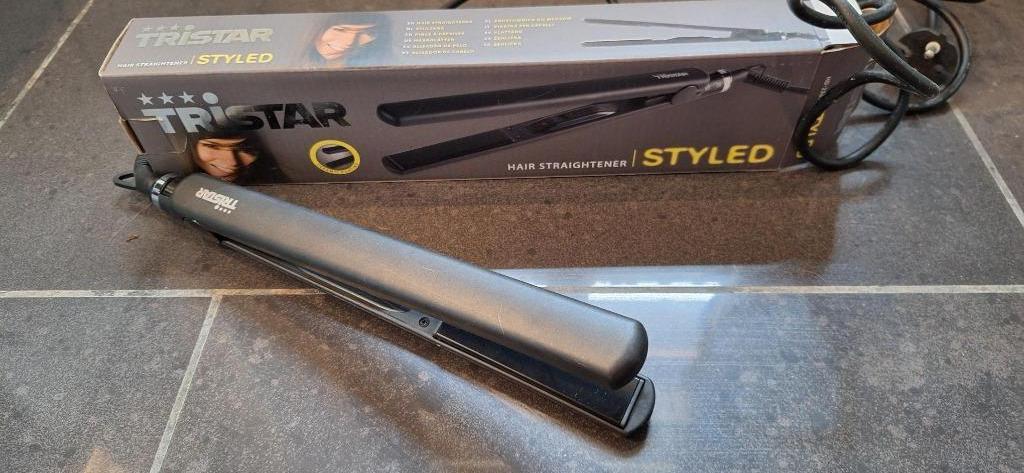Fer à lisser Tristar HD2388 état neuf, Enlèvement ou Envoi, Comme neuf, Fer à friser ou Lisseur