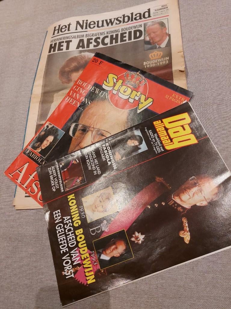 koningshuis, Verzamelen, Koningshuis en Royalty, Zo goed als nieuw, Tijdschrift of Boek, Ophalen of Verzenden
