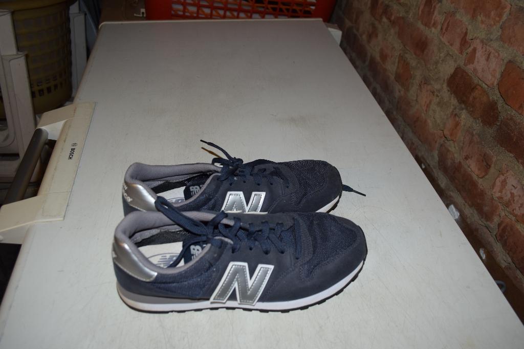 Basket New Balance 500, Sports & Fitness, Basket, Comme neuf, Chaussures, Enlèvement ou Envoi