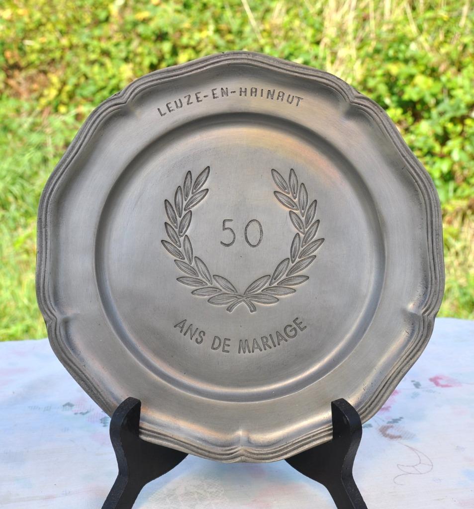 assiette 50ans mariage leuze hainaut en etain 92%, Enlèvement ou Envoi