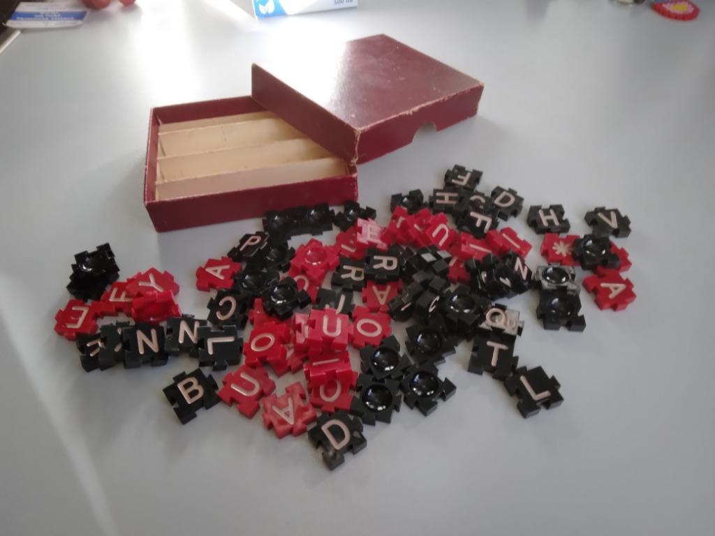 Vintage 68' bordspel: Typ - Dom voor letters en woorden., Hobby en Vrije tijd, Drie of vier spelers, Ophalen of Verzenden, Zo goed als nieuw