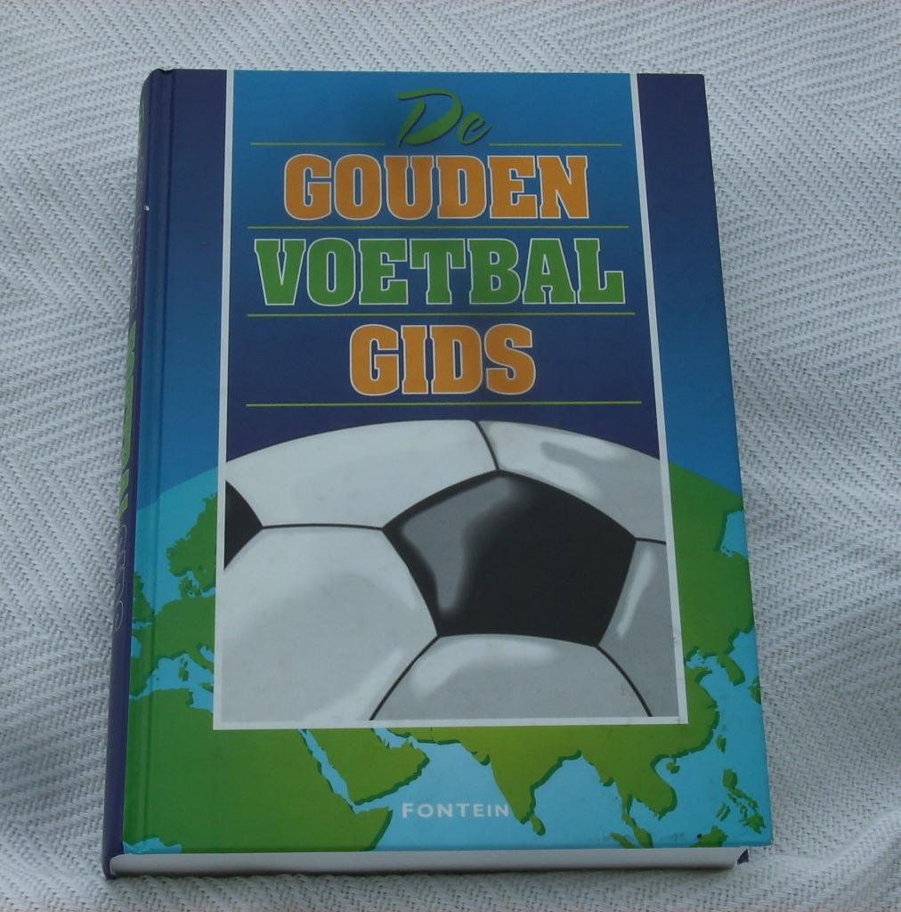 De gouden voetbalgids 1996, Ophalen of Verzenden, Zo goed als nieuw